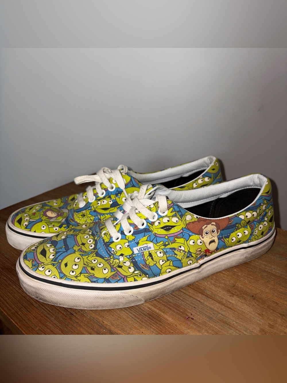 VANS Disney Pixar Toy Story x Era Aliens - Size 11.0 (Toy Story) Aliens